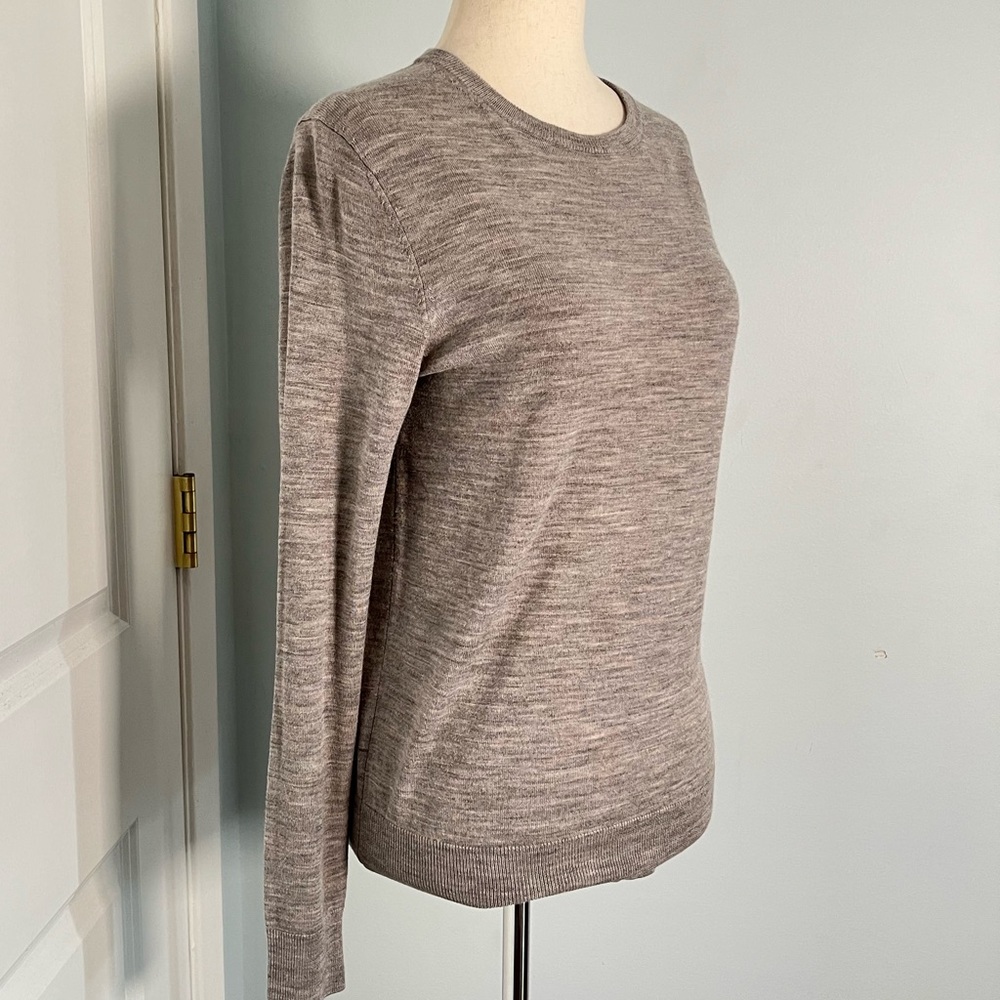 Uniqlo 100% wool essential crewneck sweater size S - Picture 6 of 10